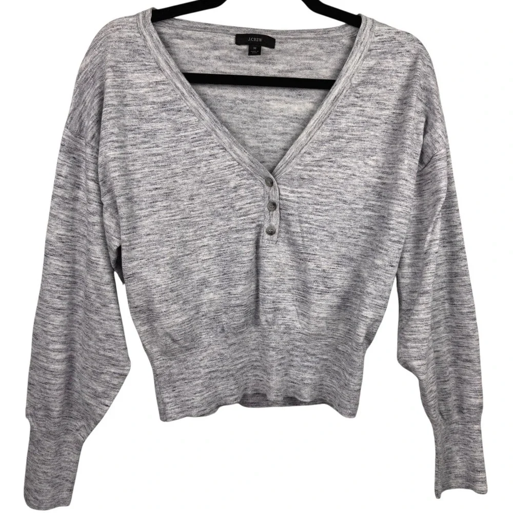 J. Crew Sweater Size M Heathered Gray V‎ Neck Button Front Cropped Capsule